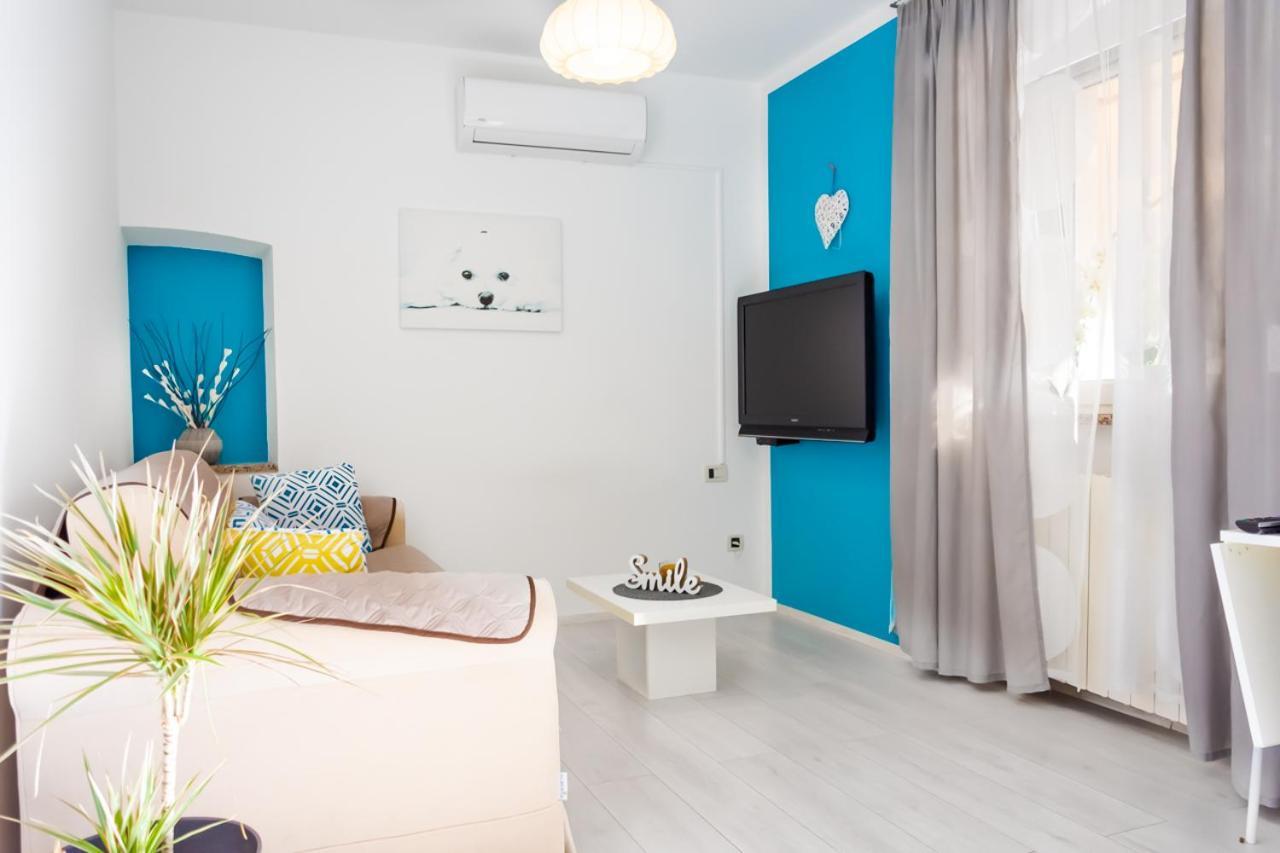 App Roko 2 Apartment Porec Bagian luar foto