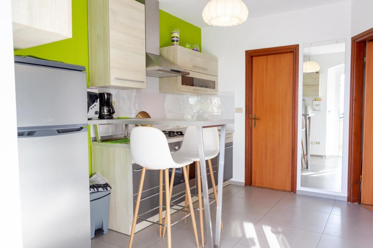 App Roko 2 Apartment Porec Bagian luar foto