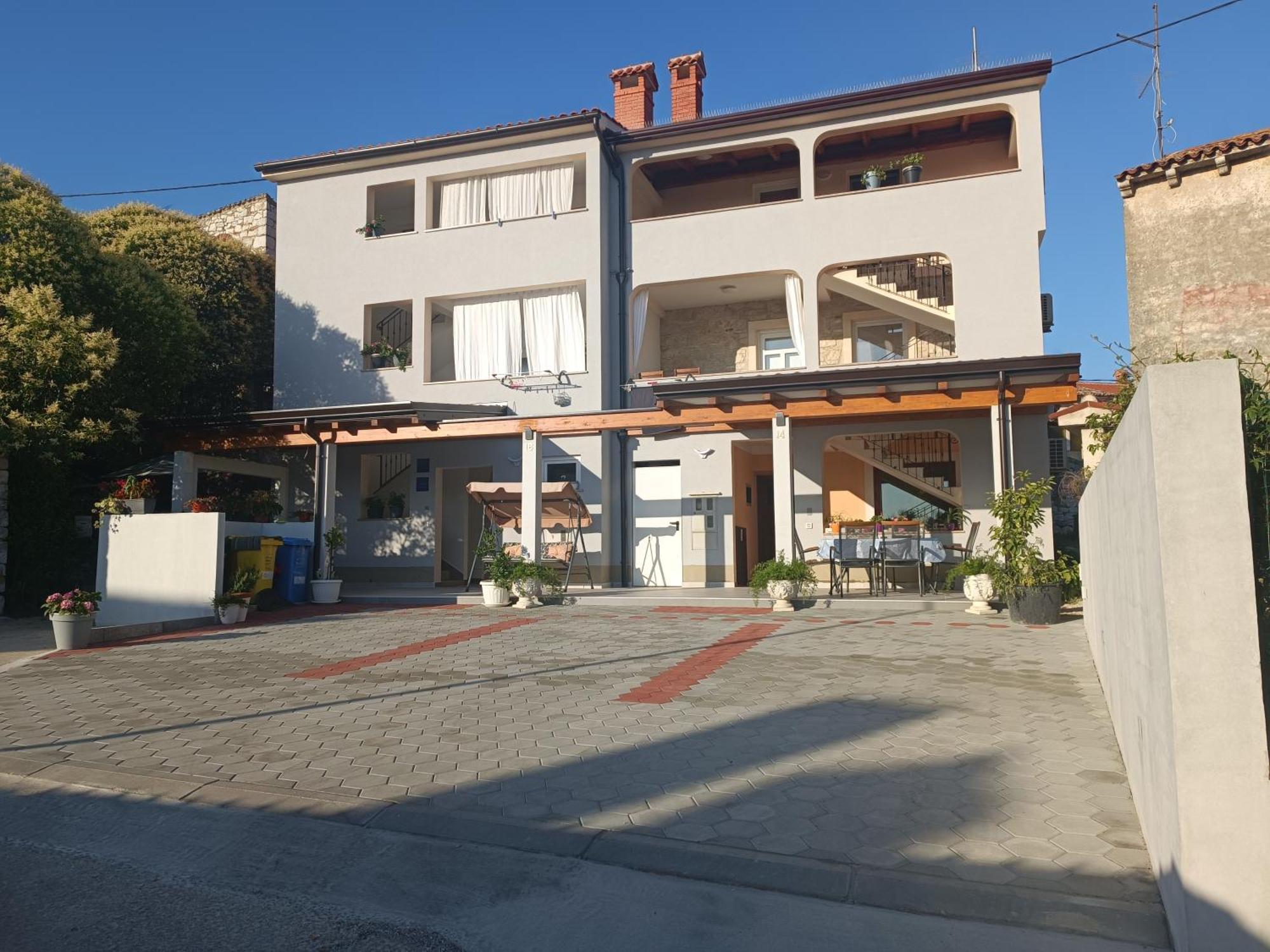 App Roko 2 Apartment Porec Bagian luar foto