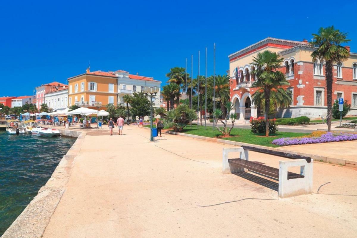 App Roko 2 Apartment Porec Bagian luar foto